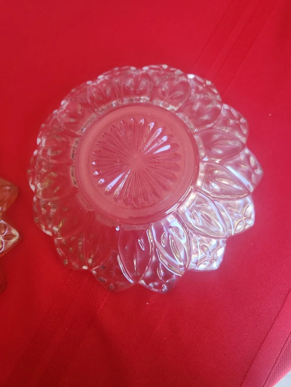 2 Vintage Federal Glass Starburst Sunflower Bowls Depression 8”